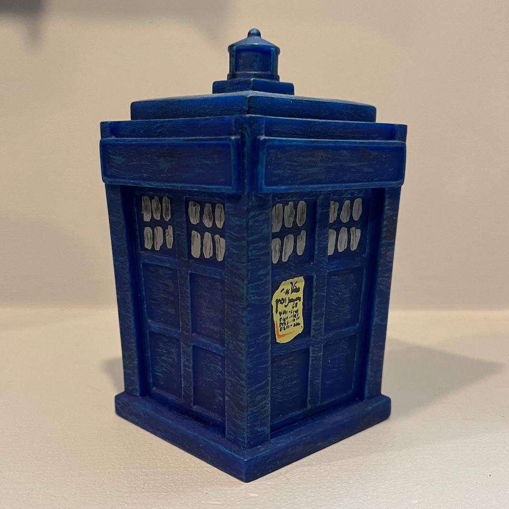 Doctor Who Pandorica Opens Tardis Limited Edition 4.5” Titan Figure - Picture 2 of 8